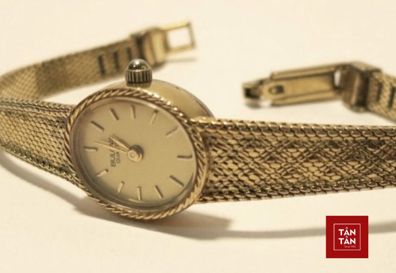 ladies vintage gold