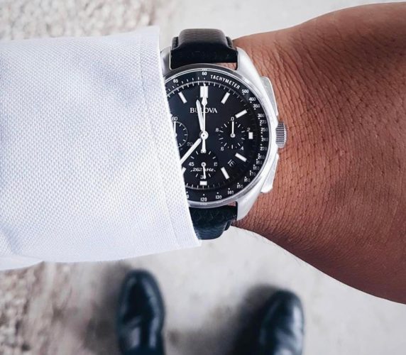 lich su dong ho bulova accutron 19 572x500 1