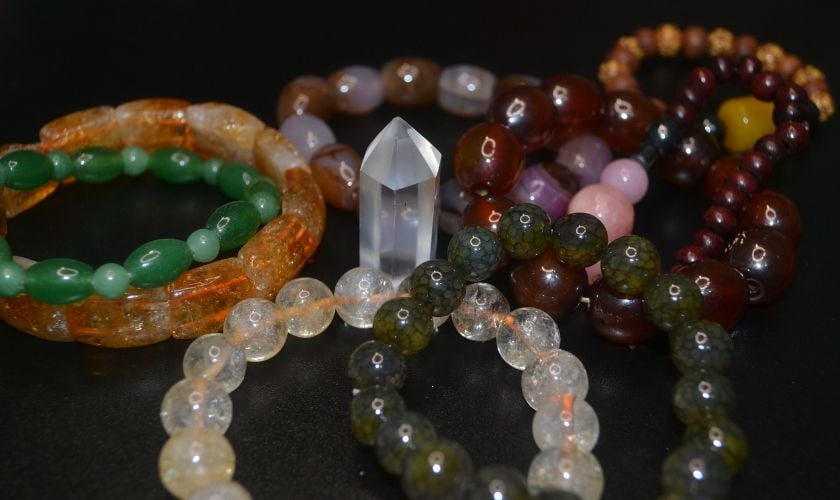 Đá năng lượng là gì