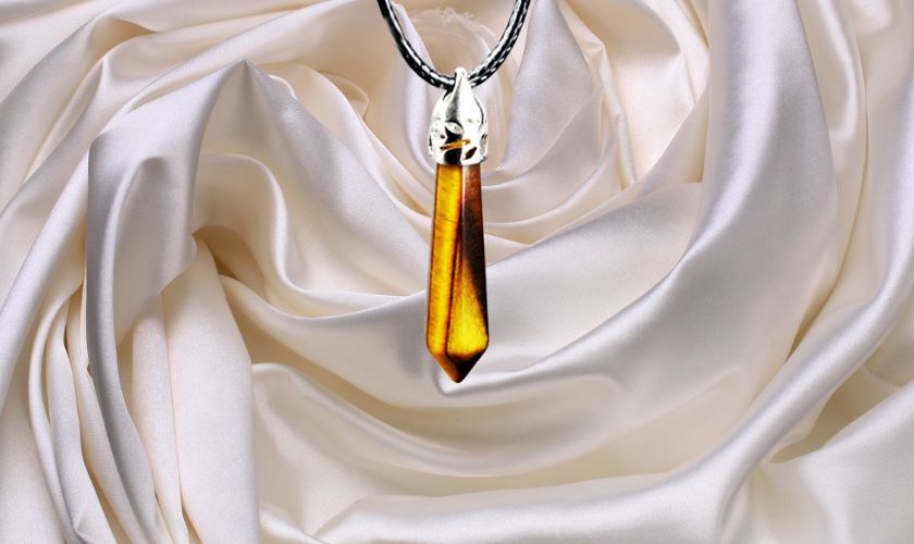 Mặt dây chuyền hình trụ mắt hổ vàng cho nam