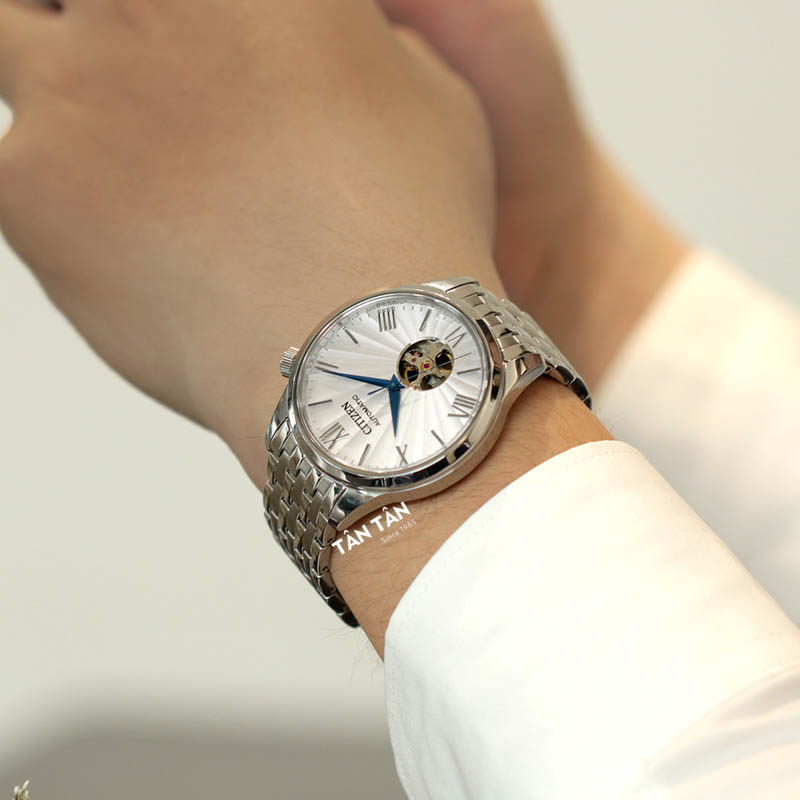 mau dong ho nam co tay nho