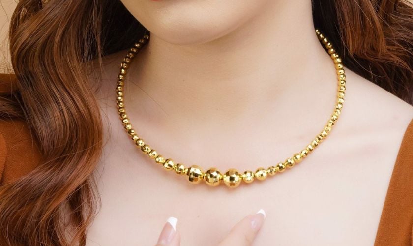 Những lưu ý khi chọn mua kiềng cổ vàng 18k 1 chỉ, 2 chỉ