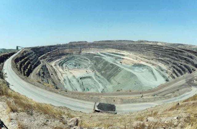Mỏ kim cương lớn nhất thế giới