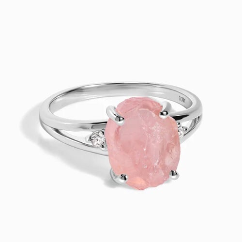 Hình 4: Nhẫn đá thạch anh hồng vàng trắng tinh khôi