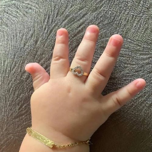 nhẫn em bé vàng 18K