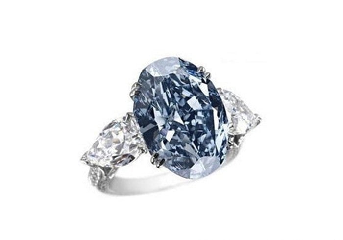 nhan kim cuong xanh 3