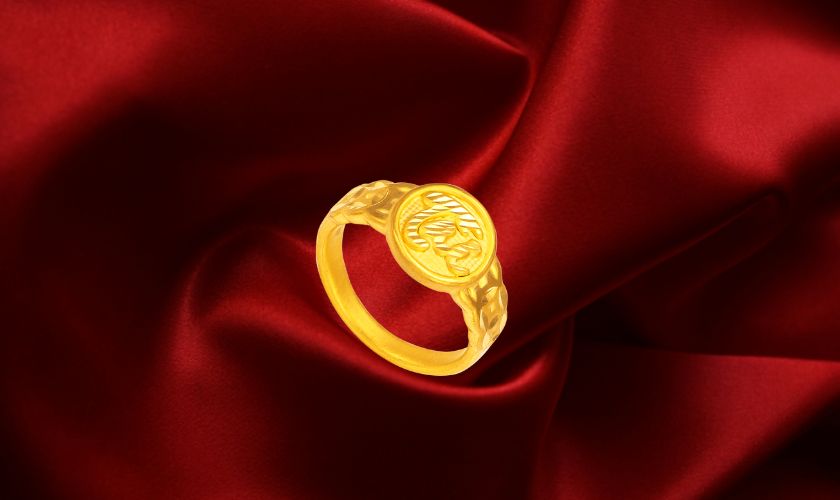 Nhẫn thần tài cho nữ khắc chữ “Tài” tinh xảo