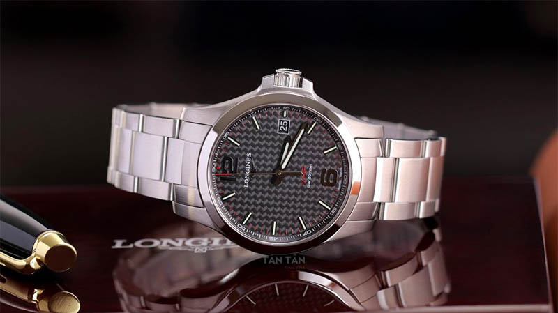 phan biet dong ho chay co va chay pin