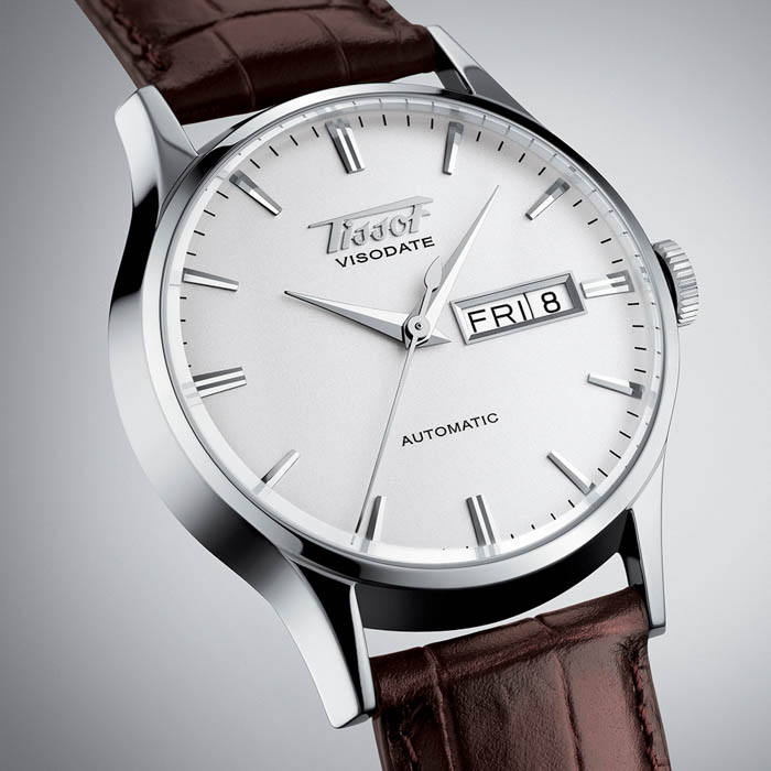 phan biet dong ho tissot gia va that