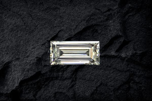 screenshot_2024-11-15_at_10-36-28_016695c2d30b4ae4b6d15fa371151f4c_grande Giá kim cương Baguette hiện nay có đắt không?