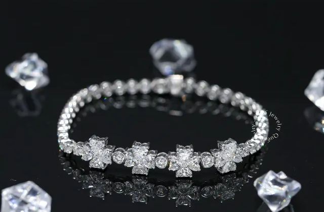 Thương hiệu trang sức kim cương Quế Jewelry cao cấp