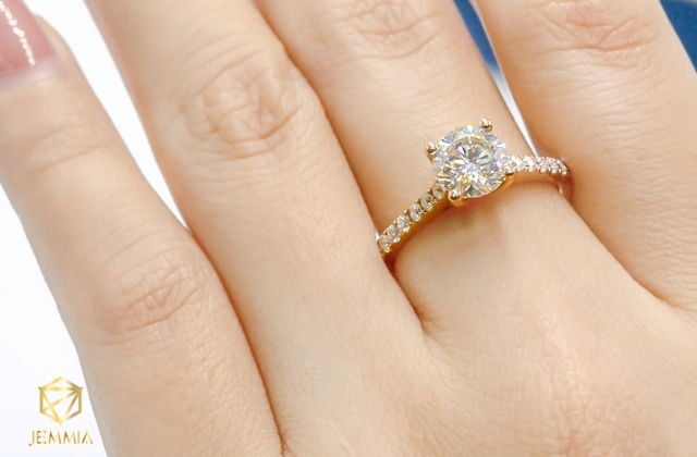 Giá vàng 18K bao nhiêu một chỉ cập nhật hôm nay 