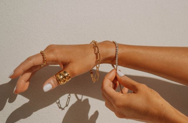 Vàng 600 phù hợp để làm trang sức hơn