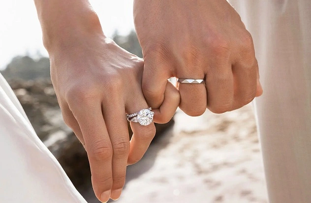 Vàng trắng 10k là gì?