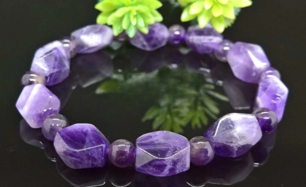 Vòng đá đeo tay nữ Thạch Anh tím (Amethyst)