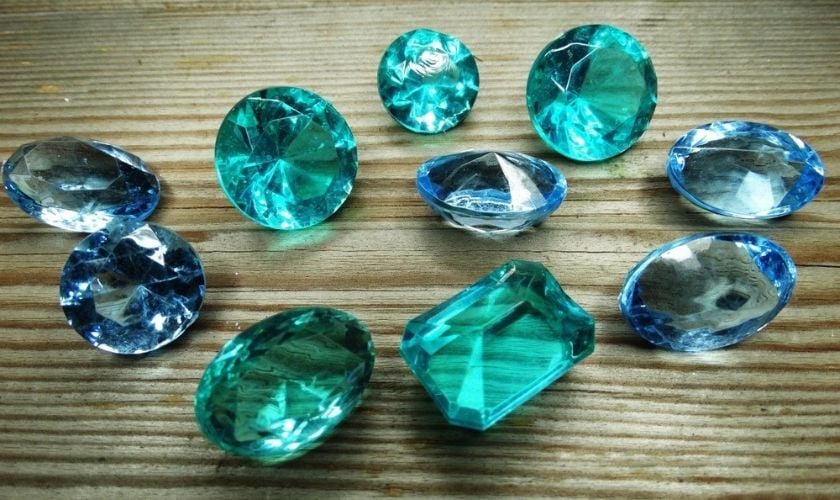 Đá Aquamarine (Ngọc Xanh Biển)