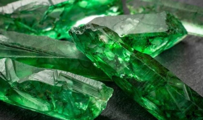 Ngọc Lục Bảo (Emerald)