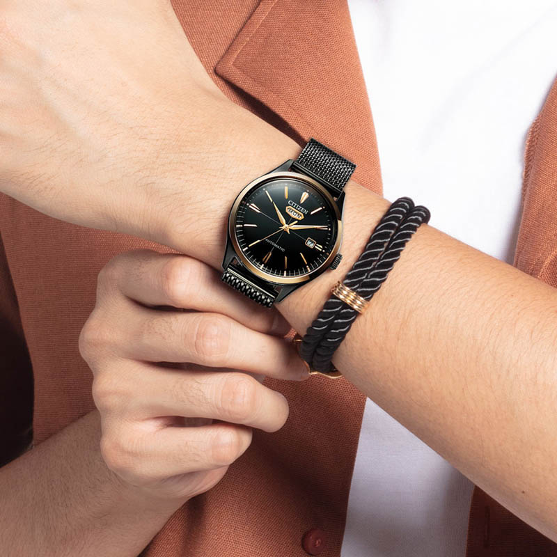 cach deo dong ho dung cach