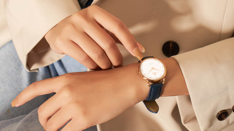 con gái đeo đồng hồ tay nào đẹp con gái đeo đồng hồ tay nào đẹp