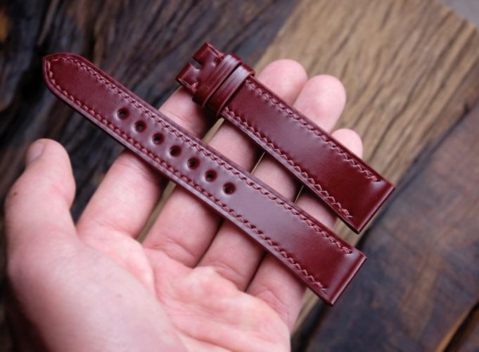 dây da mông ngựa