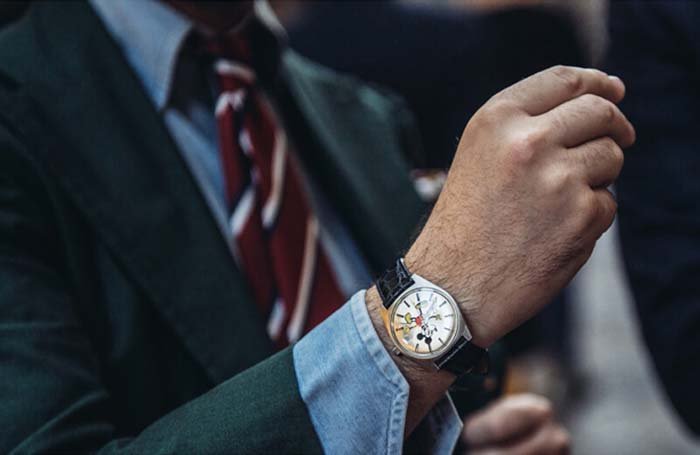 deo dong ho tay nao 1