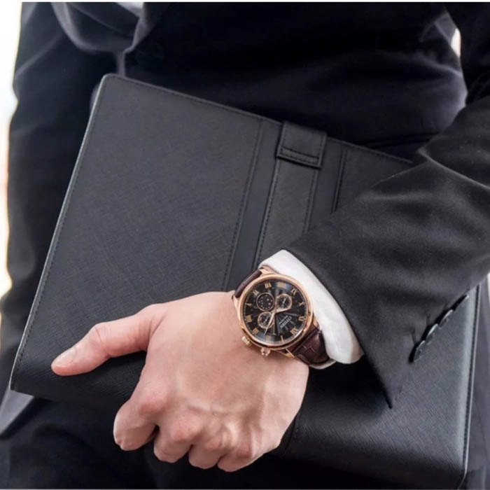 dong ho citizen nang luong mat troi