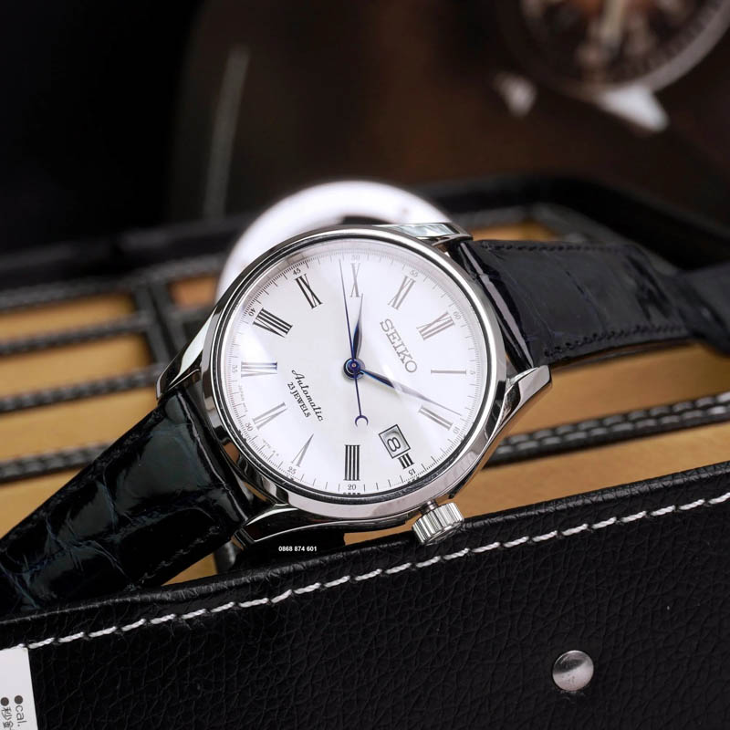 dong ho nam co lo may