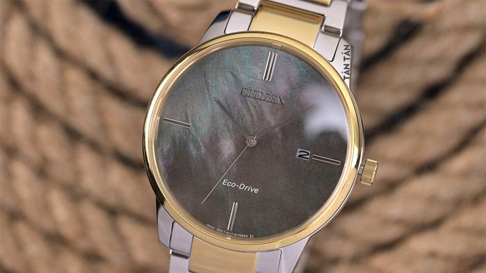 dong ho nang luong mat troi citizen