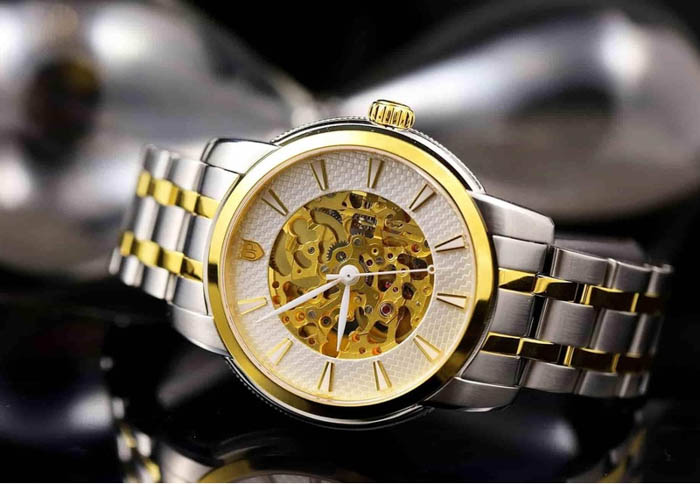 đồng hồ olym pianus của nước nào