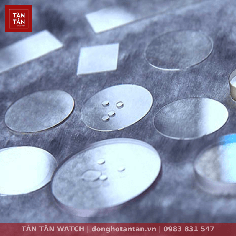 Mặt kính đồng hồ Quartz