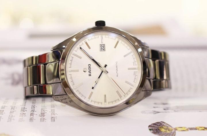 Đồng Hồ Rado Dây Đá