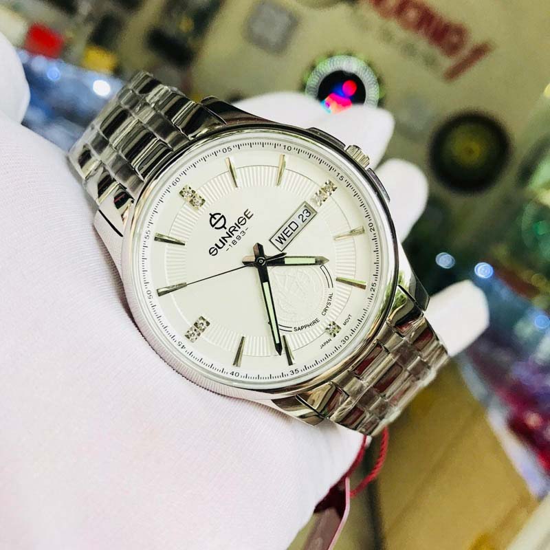 dong ho sunrise swiss cua nuoc nao