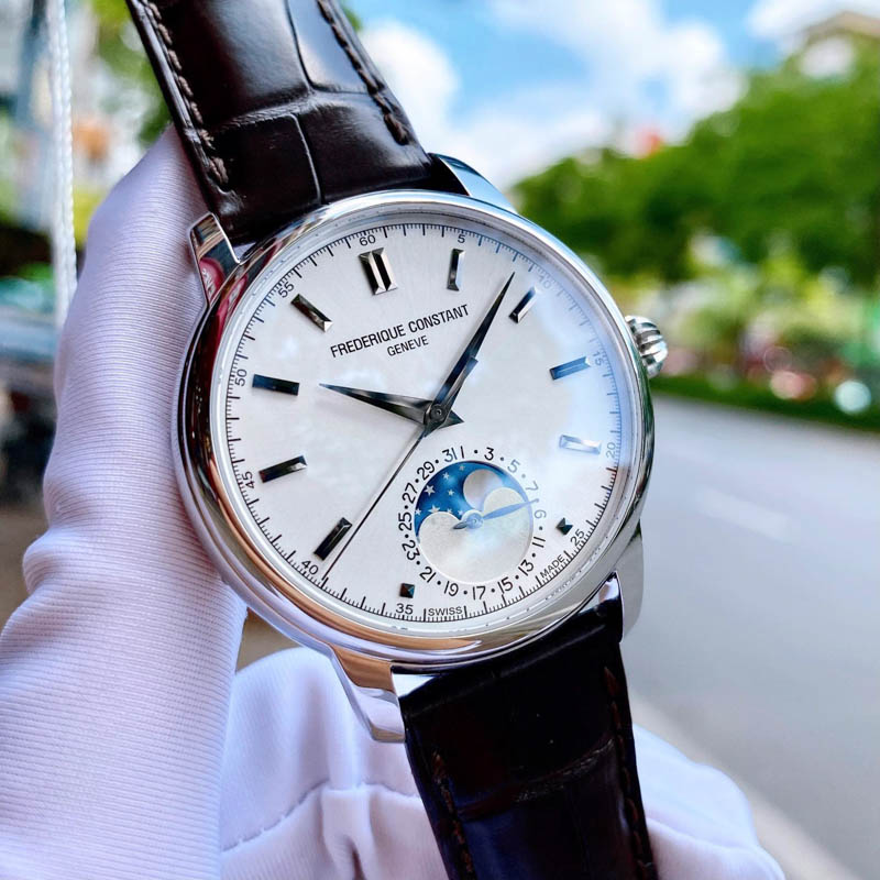 dong ho thuy sy gia tot