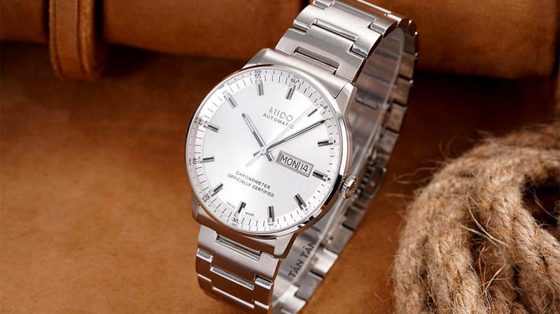 hang dong ho thuy sy gia binh dan