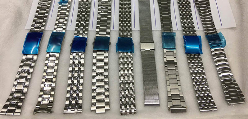 huong dan deo dong ho day kim loai