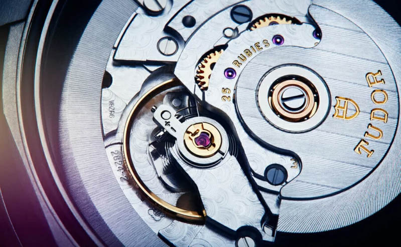 Kieu dang dong ho co dien