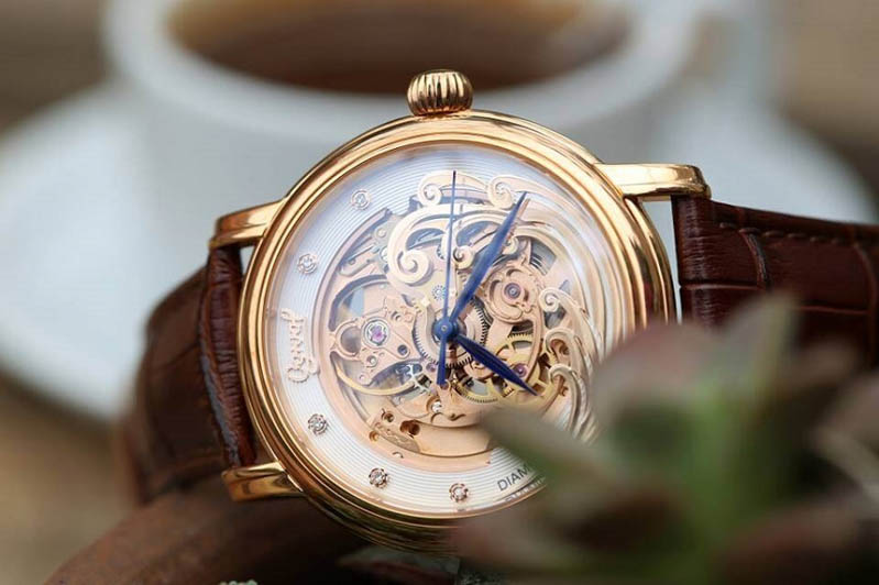 loai dong ho lo may skeleton