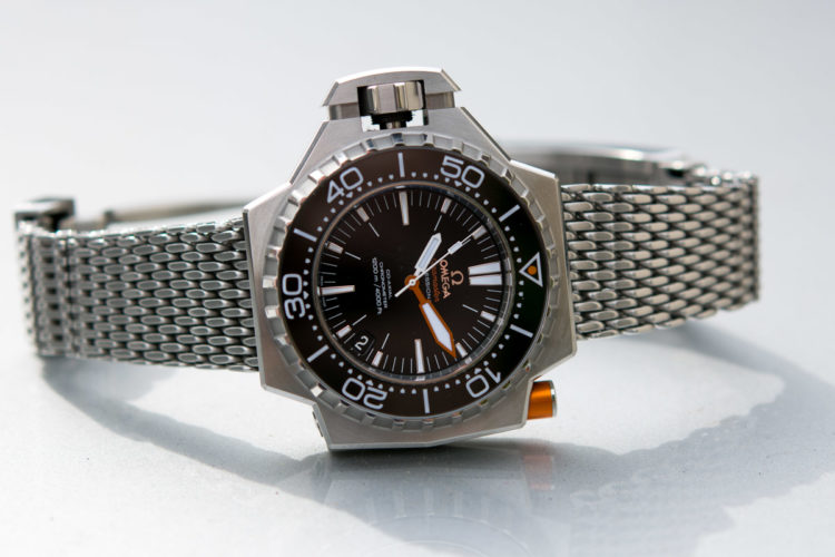 nhung-kieu-thiet-ke-cho-day-dong-ho-kim-loai-6-750x500-1 nhung kieu thiet ke cho day dong ho kim loai 6 750x500 1