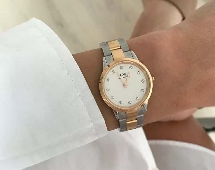 nhung mau dong ho nu dep