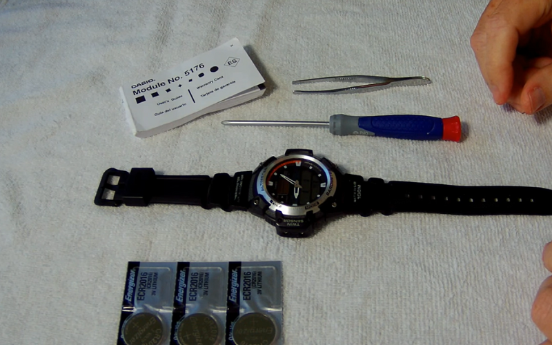 Hướng dẫn các bước thay pin đồng hồ Casio