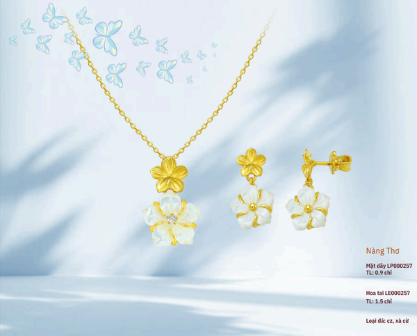 cu-the-hien-su-mem-mai-va-thanh-thoat_a37d728eeeb14d9c85e9cb88bdf4cef8_grande Vòng cổ, hoa tai điểm xuyết đá CZ, xà cừ, thể hiện sự mềm mại và thanh thoát