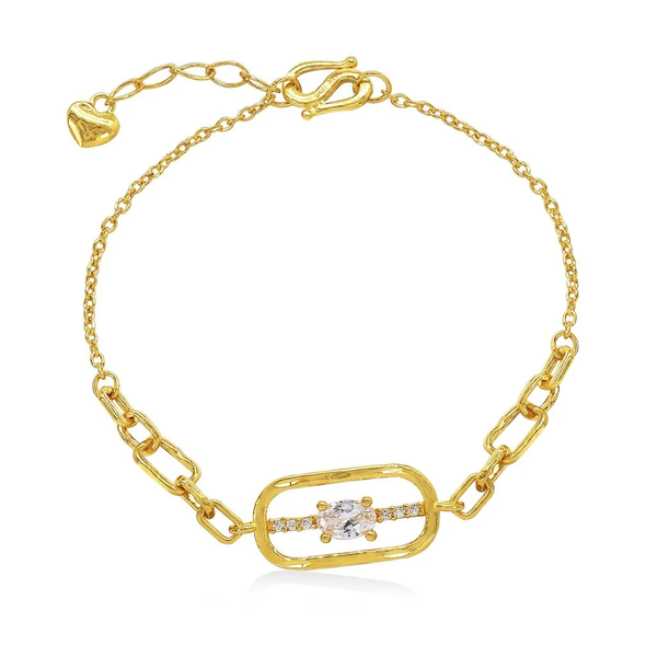 Mẫu lắc tay vàng 24K sở hữu 58 mặt cắt của đá kim cương giúp cho chuyển động của người mang thêm phần lấp lánh và quyến rũ