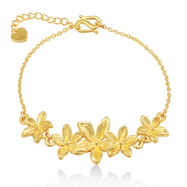 at-tiet-bong-hoa-mang-den-ve-diu-dang_791cfe91c6964578b35875a4228dbb3e_grande Mẫu lắc tay cưới thiết kế đính hoạt tiết bông hoa mang đến vẻ dịu dàng