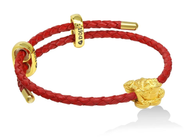 Vòng charm thiềm thừ vàng 24K DOJI sở hữu vẻ đẹp tinh tế và giá trị phong thủy cao