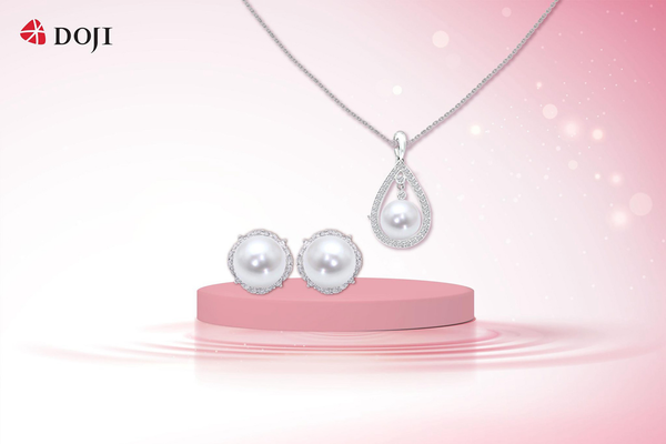 p-me-luon-rang-ro-trong-ngay-dac-biet_911181193ca74946b65bf7fd57f28186_grande Một bộ trang sức tinh tế là món quà sang trọng giúp mẹ luôn rạng rỡ trong ngày đặc biệt!